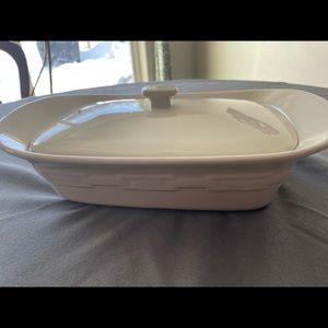 Longaberger 1.4 Quart casserole dish.